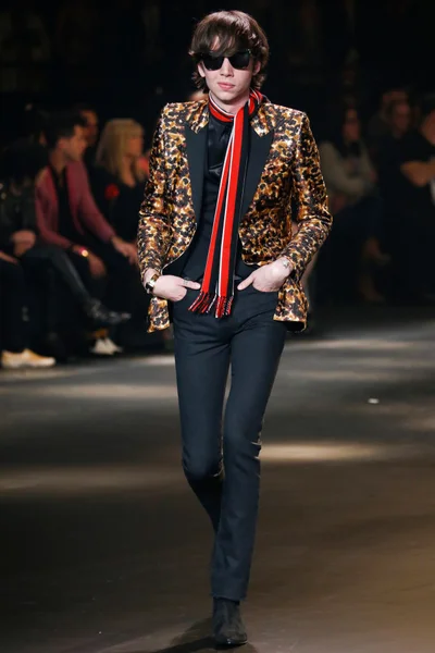Look 72